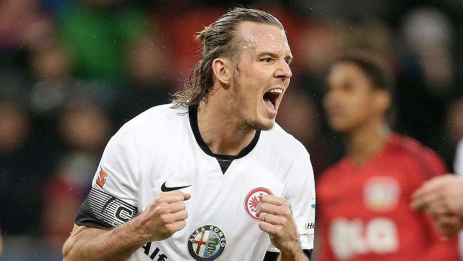 以及对足球 以及对足球