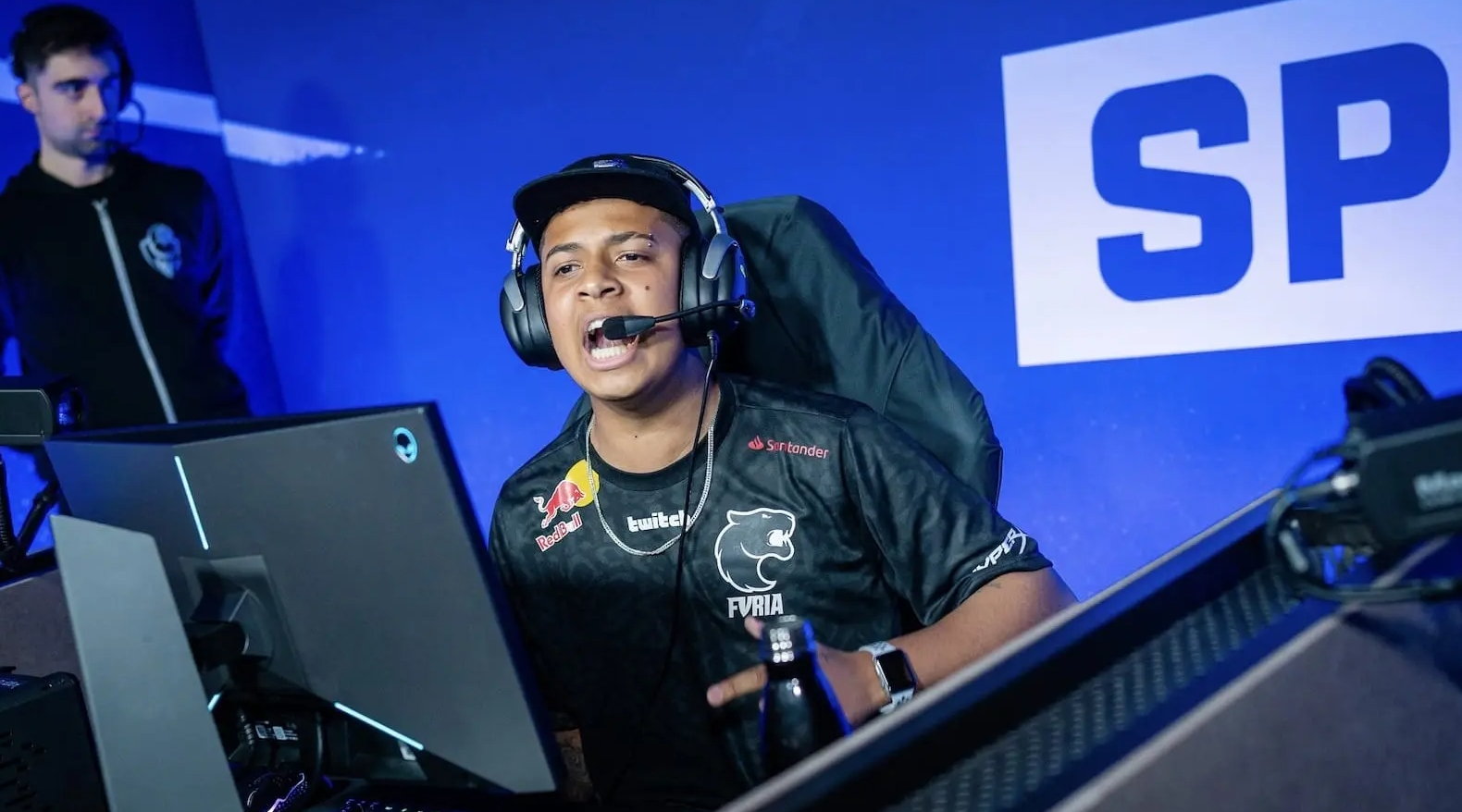 我们依然看 我们依然看