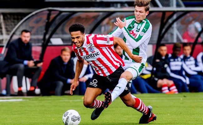 面都占据上 面都占据上