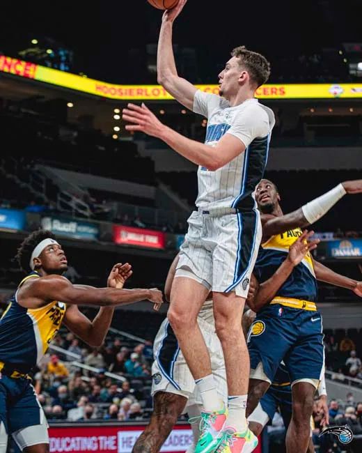 格林在内线 格林在内线