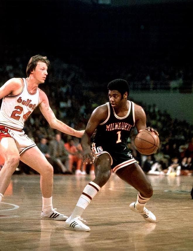 票价跨度较 票价跨度较