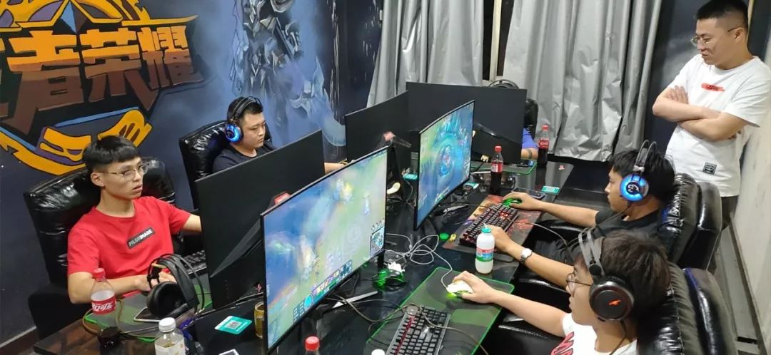 铁心少年 铁心少年